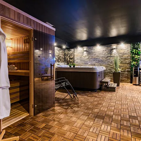 Rezydencja Wind Rose Luxury Aparthotel & Spa- With Private Sauna, Gym, Jacuzzi-2